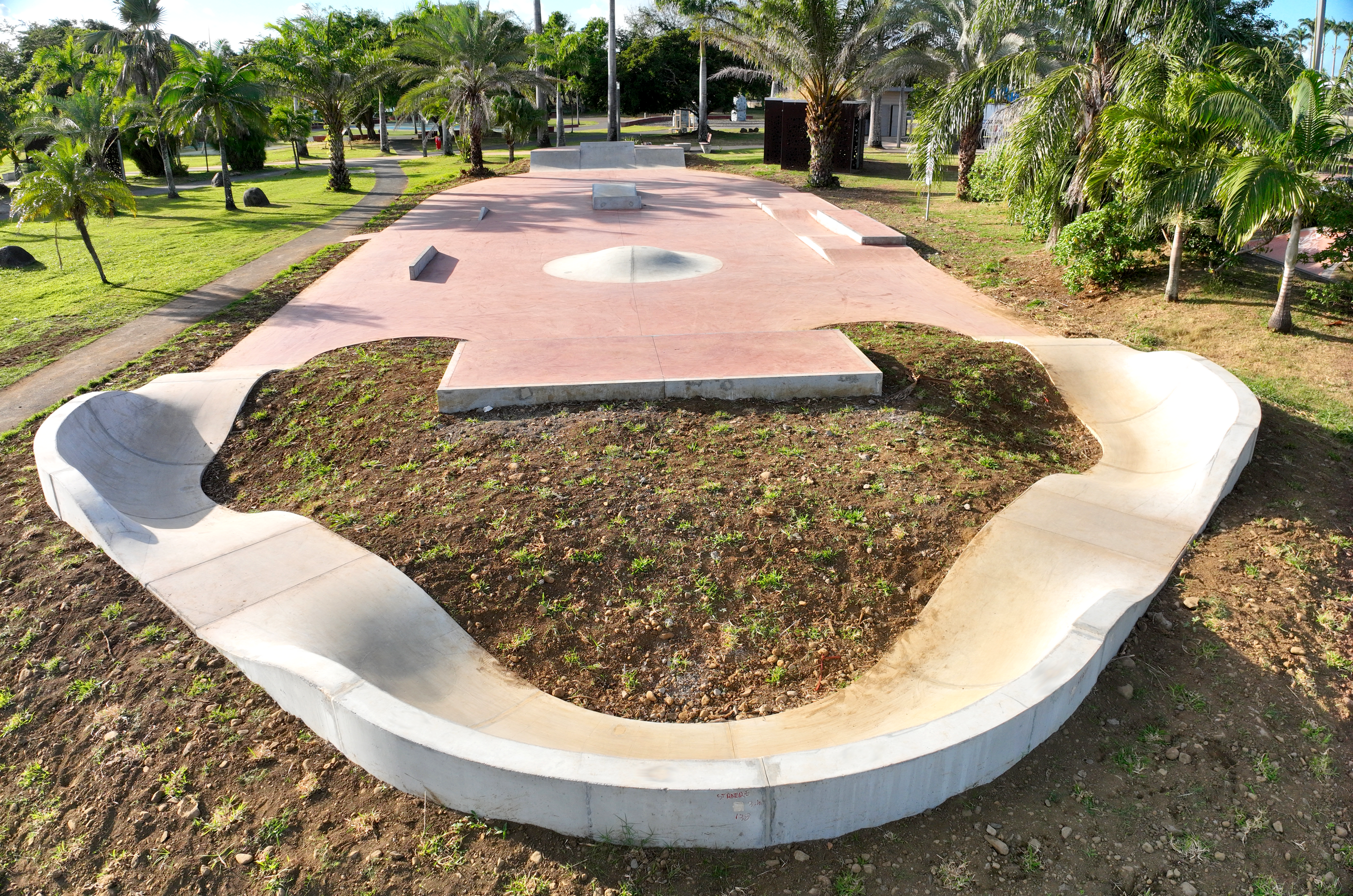 Skatepark du Parc du Colosse à SAINT-ANDRÉ (LA RÉUNION)